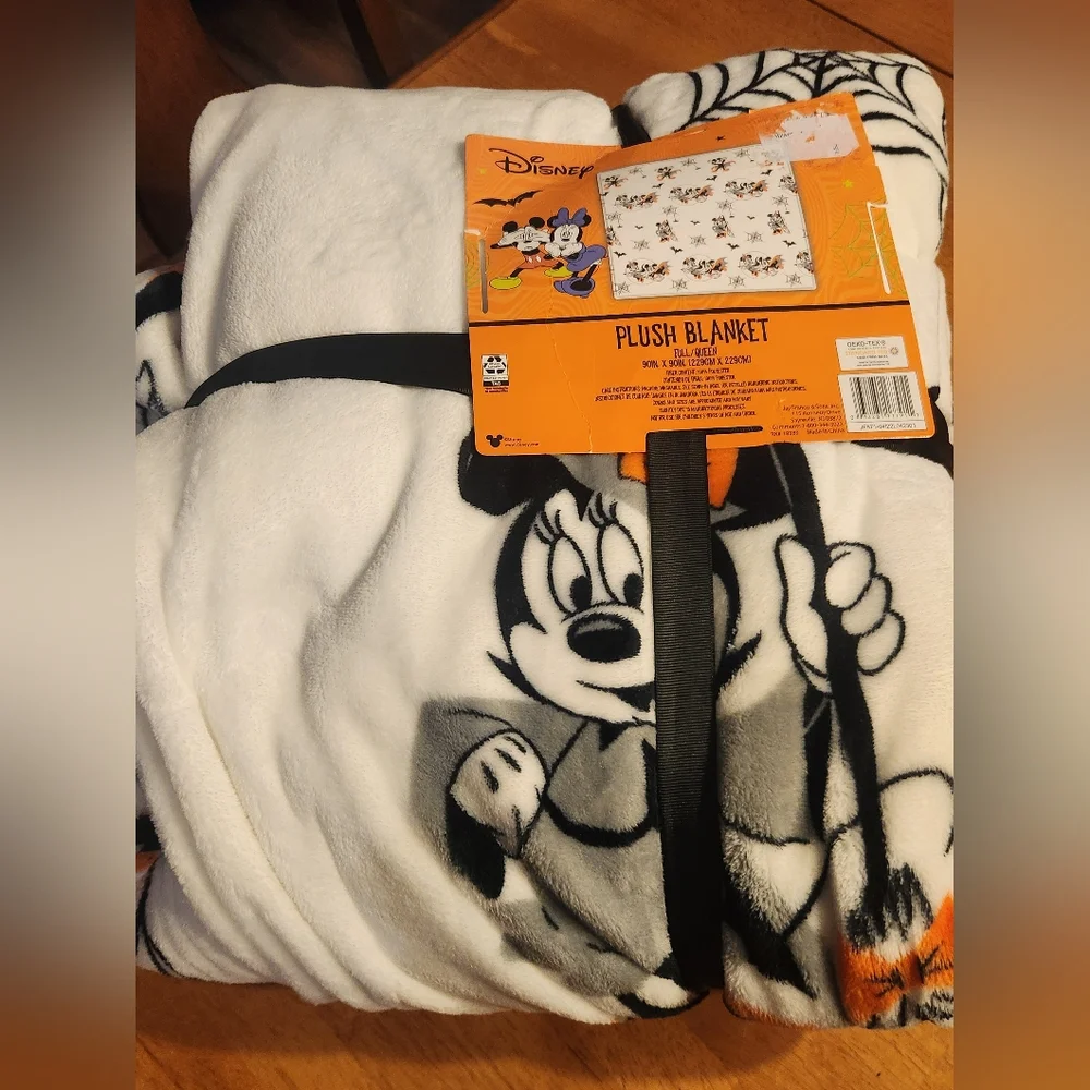 Disney Halloween Blanket Soft Plush Mickey & Minnie Mouse Full/Queen 90x90
